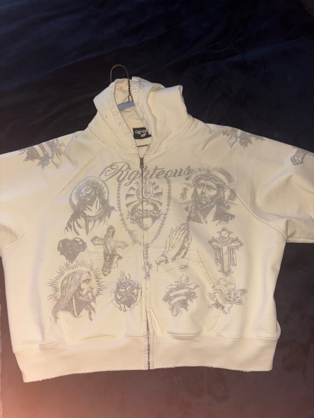 Righteous Hoodie - Picture 3 of 3